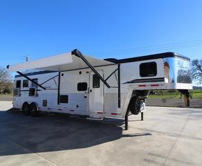 New Horse Trailer