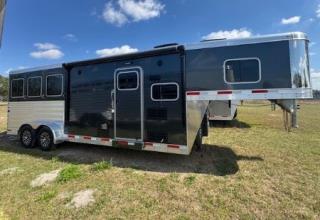 New Horse Trailer