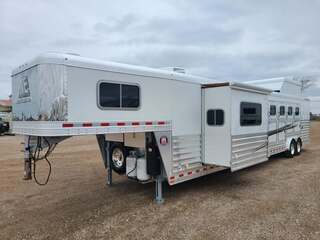 Used Horse Trailer