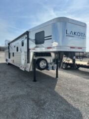 New Horse Trailer