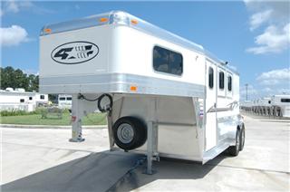 4 star horse trailer