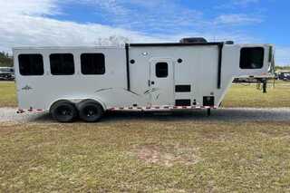 New Horse Trailer