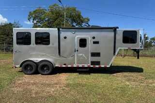 New Horse Trailer
