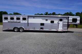 New Horse Trailer