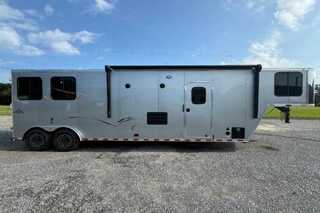 New Horse Trailer