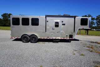 New Horse Trailer