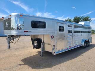 New Horse Trailer