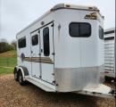 sundowner horse trailer