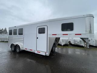 New Horse Trailer