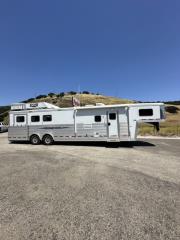 Used Horse Trailer