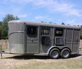 Used Horse Trailer