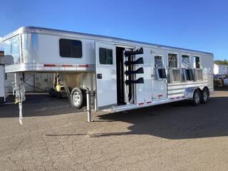 New Horse Trailer