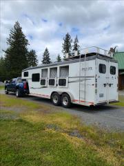 Used Horse Trailer