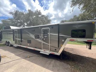 Used Horse Trailer