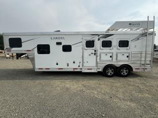 Used Horse Trailer