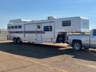 Used Horse Trailer