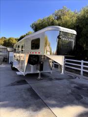 Used Horse Trailer