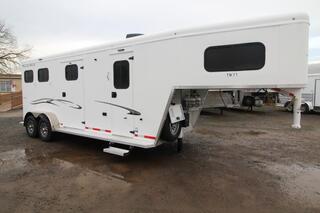 New Horse Trailer