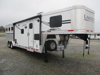 New Horse Trailer