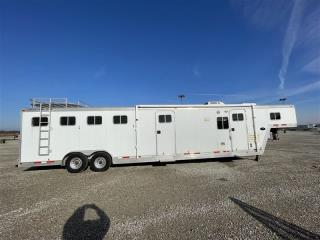 Used Horse Trailer