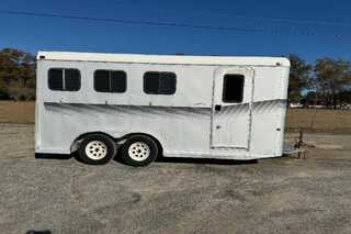 Used Horse Trailer