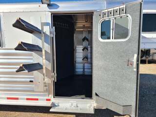 New Horse Trailer