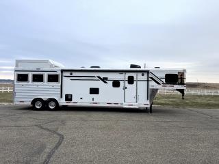 New Horse Trailer