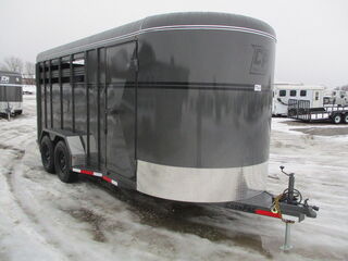 New Horse Trailer