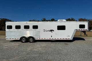 Used Horse Trailer