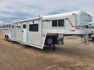 Used Horse Trailer