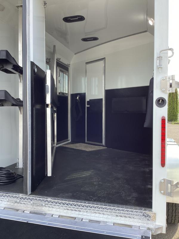 Bison Ramp New 2025 Bison Trailer Horse Trailer Albany OR (334370)