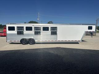 New Horse Trailer