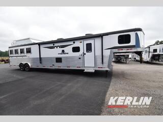 Used Horse Trailer