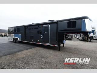 New Horse Trailer