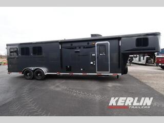 New Horse Trailer
