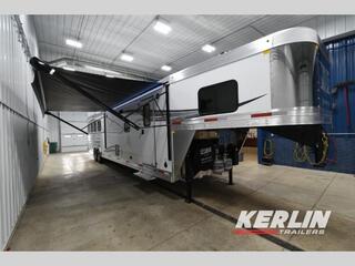 New Horse Trailer