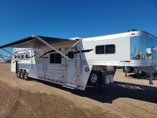 New Horse Trailer