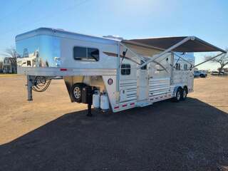 New Horse Trailer