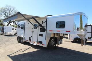 Used Horse Trailer