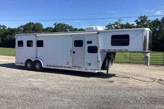 Used Horse Trailer