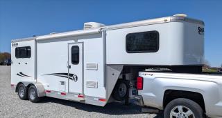 Used Horse Trailer