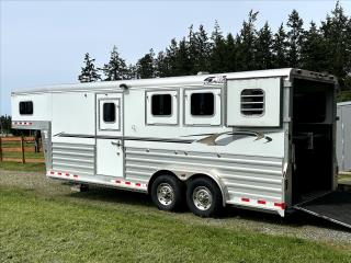 Used Horse Trailer
