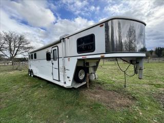 Used Horse Trailer