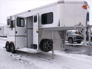 New Horse Trailer