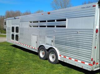 Used Horse Trailer