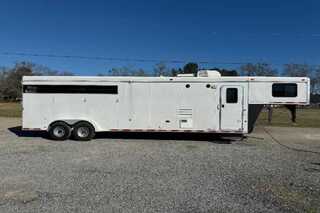 Used Horse Trailer