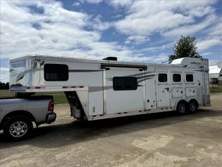 Used Horse Trailer