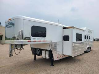 Used Horse Trailer
