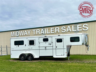 New Horse Trailer
