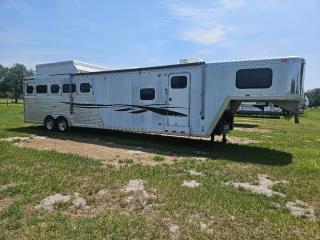 Used Horse Trailer